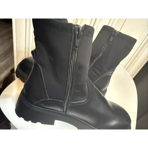 Zara Women's Stretch Side Zip Lug Chunky Sole Ankle Boots Black Size 40 NWOT - Picture 8 of 12